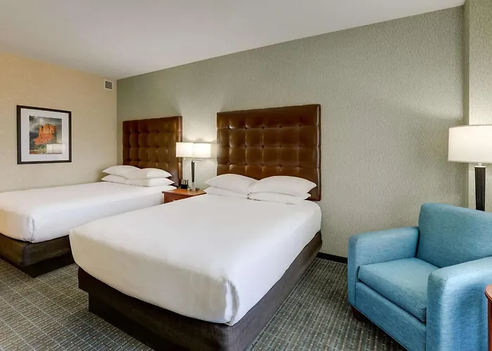 Drury & Phoenix Fashion Center Hotel