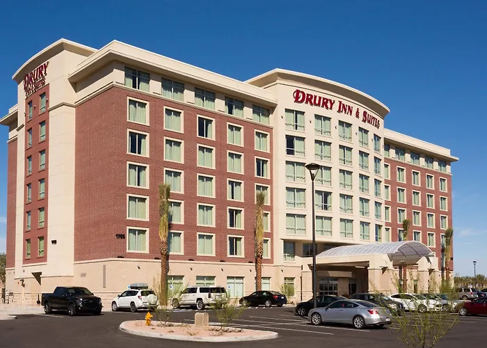 Hotel Drury & Phoenix Fashion Center 4*